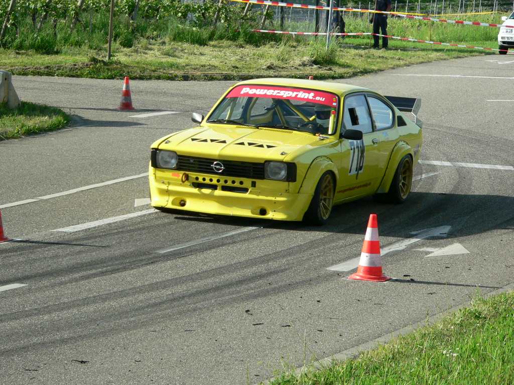 Frank Sperrfechter im Opel Kadett C Coupe Klassiker hat den Gesamtsieg knapp verpasst