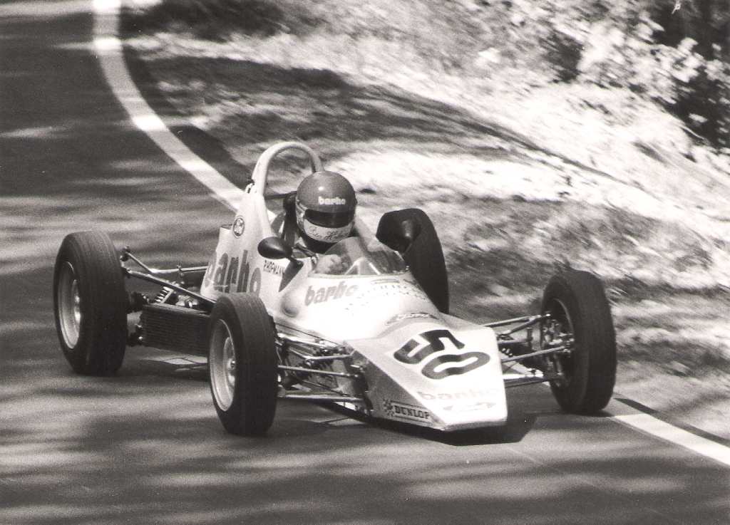 Foto: HTS - Peter Hofmann beim Heilbronner Bergpreis im neuen britischen PRS FF 1600 RH01 Foto: HTS - Peter Hofmann beim Heilbronner Bergpreis im neuen britischen PRS FF 1600 RH01